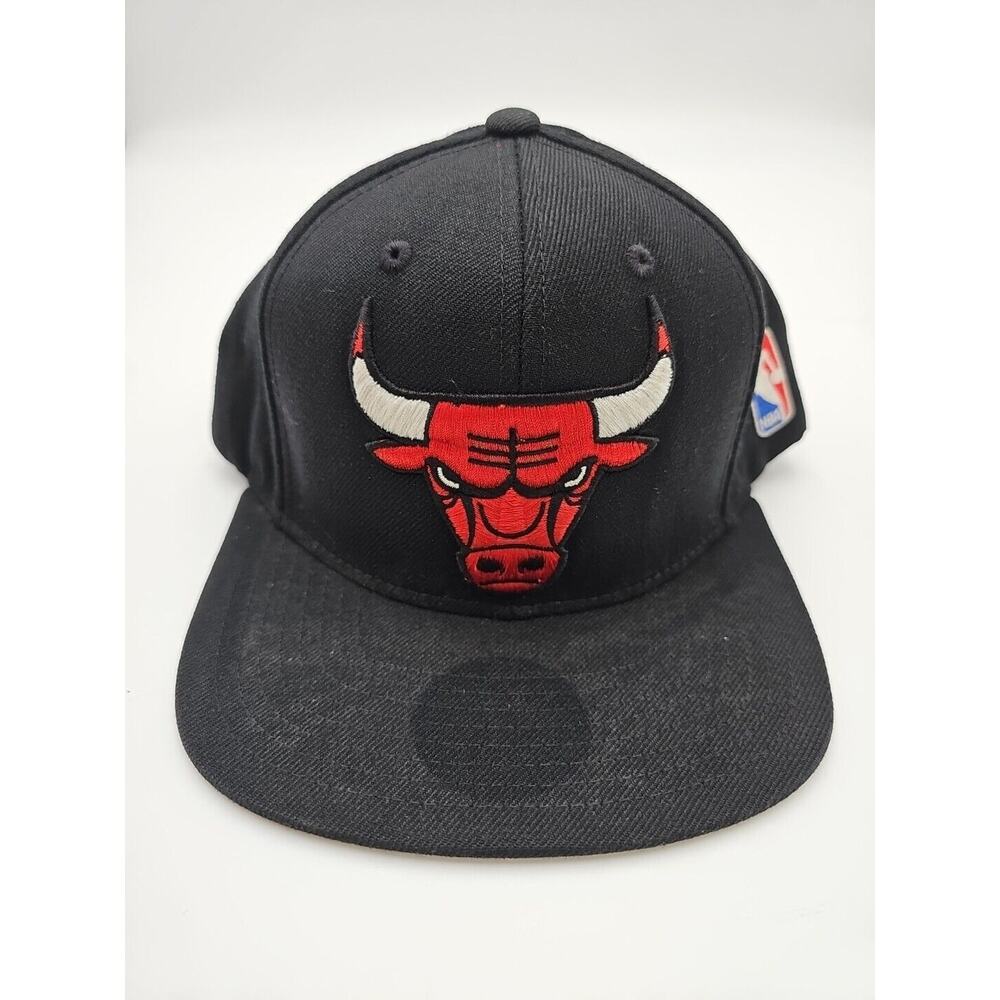 Mitchell & Ness Chicago Bulls Snapback Preowned - C1